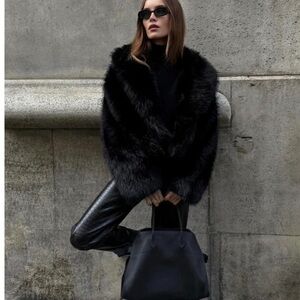 Solid Faux Fur Collar Jacket Small